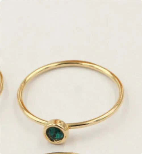 Women's 14K gilded zircon knuckle ring on copper body in green, blue, dark red or white