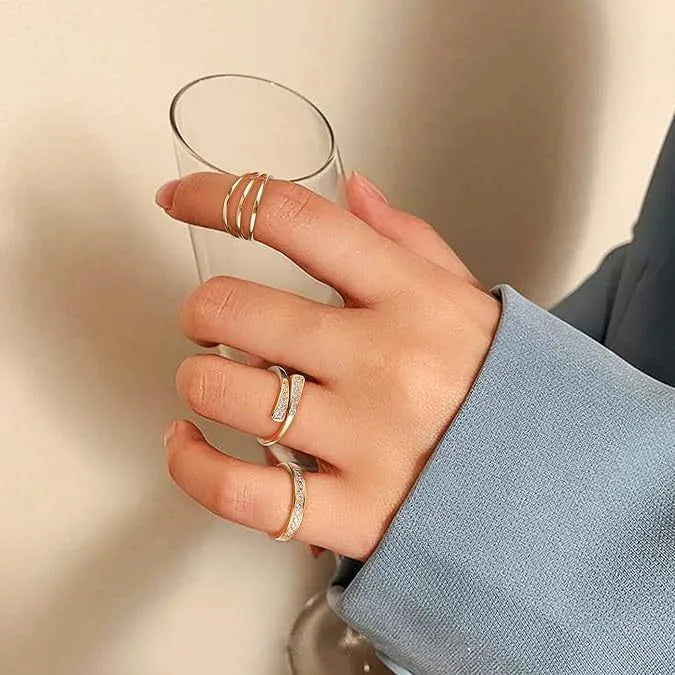 Geometric toe ring with 14K gold plating and unisex design on foot