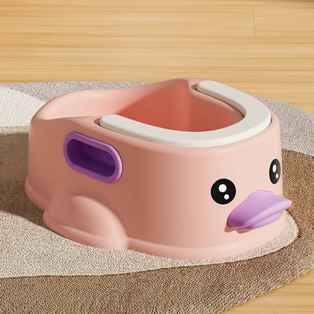 Blue PVC duck-shaped bath tub for washing small dogs and cats at home without electricity