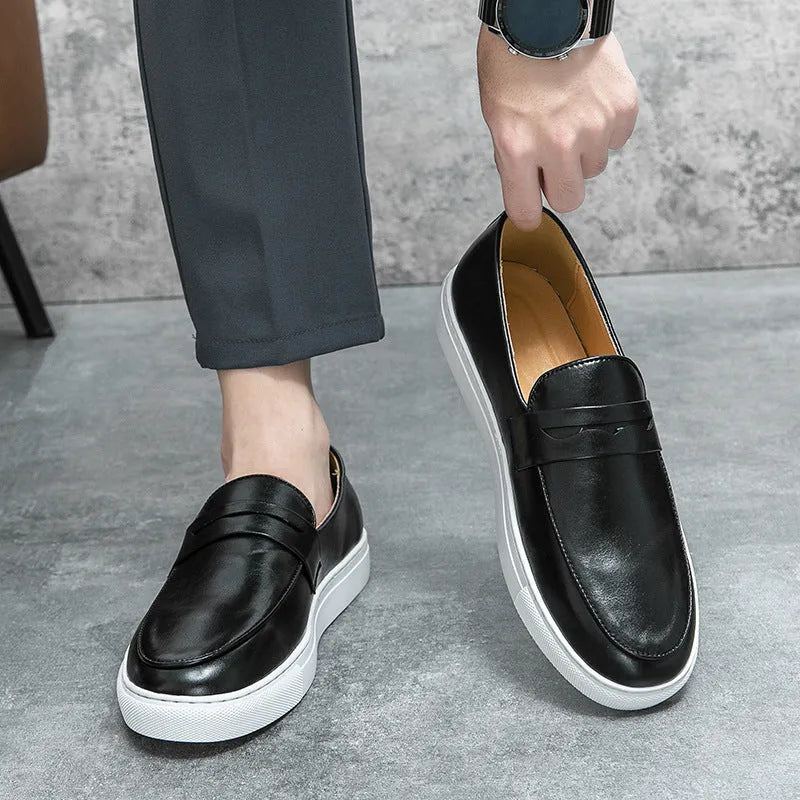 Plus size board shoes for men in brown with flat heel and rubber sole, size 44