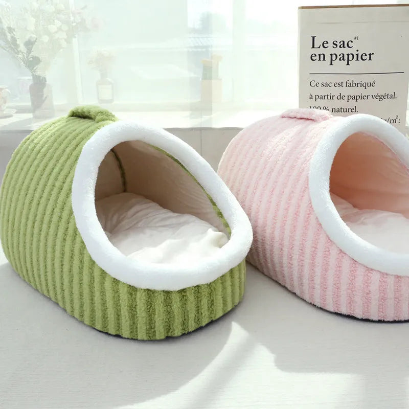 Thickened three-dimensional macaron cat nest in pink, blue, green, and yellow colours for autumn winter