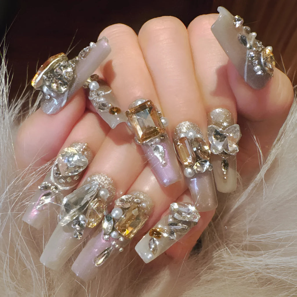 Luxury rhinestone false nail patches with flash style designs for women, S number size