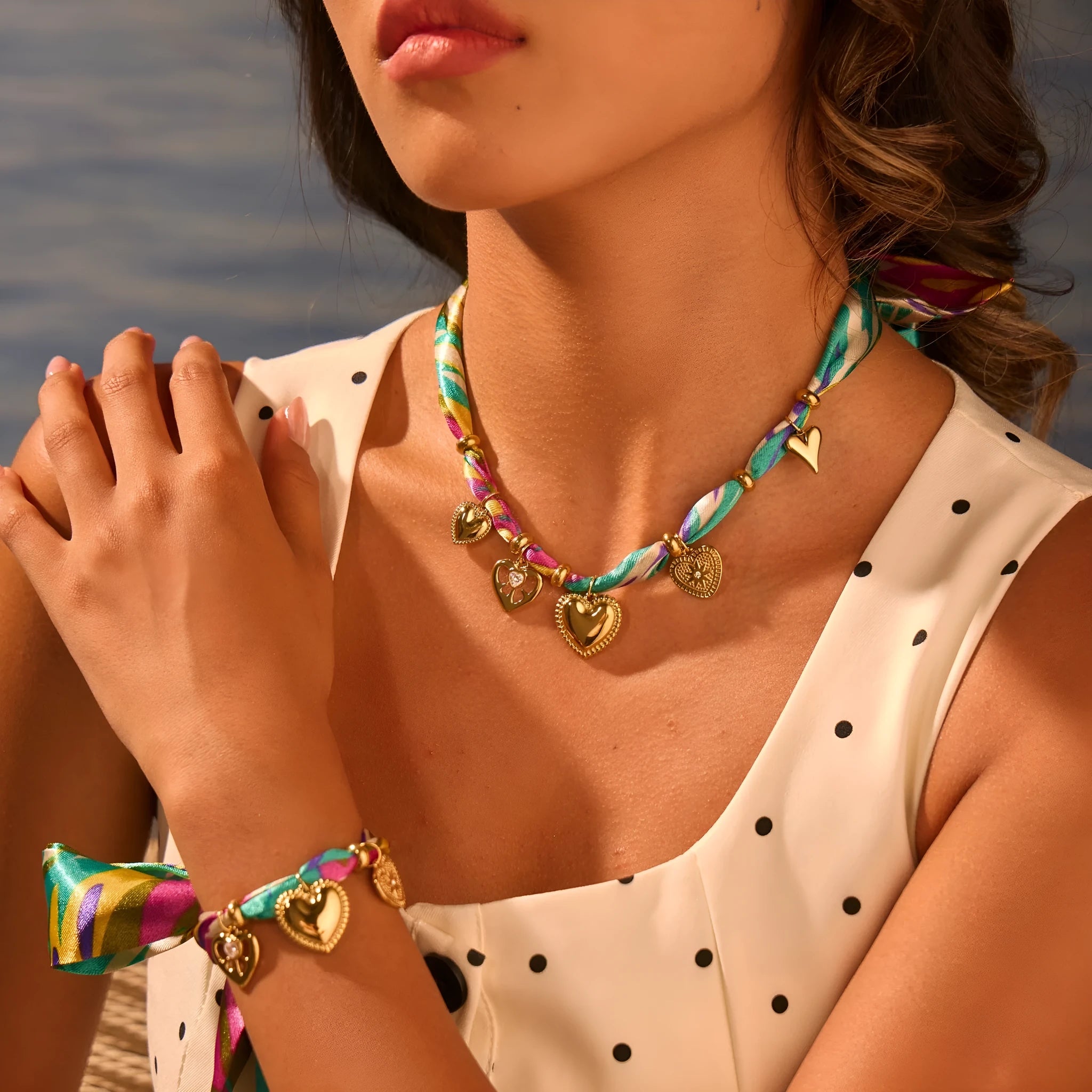 Gold-plated stainless steel necklace and bracelet set with geometric pendant on regular chain
