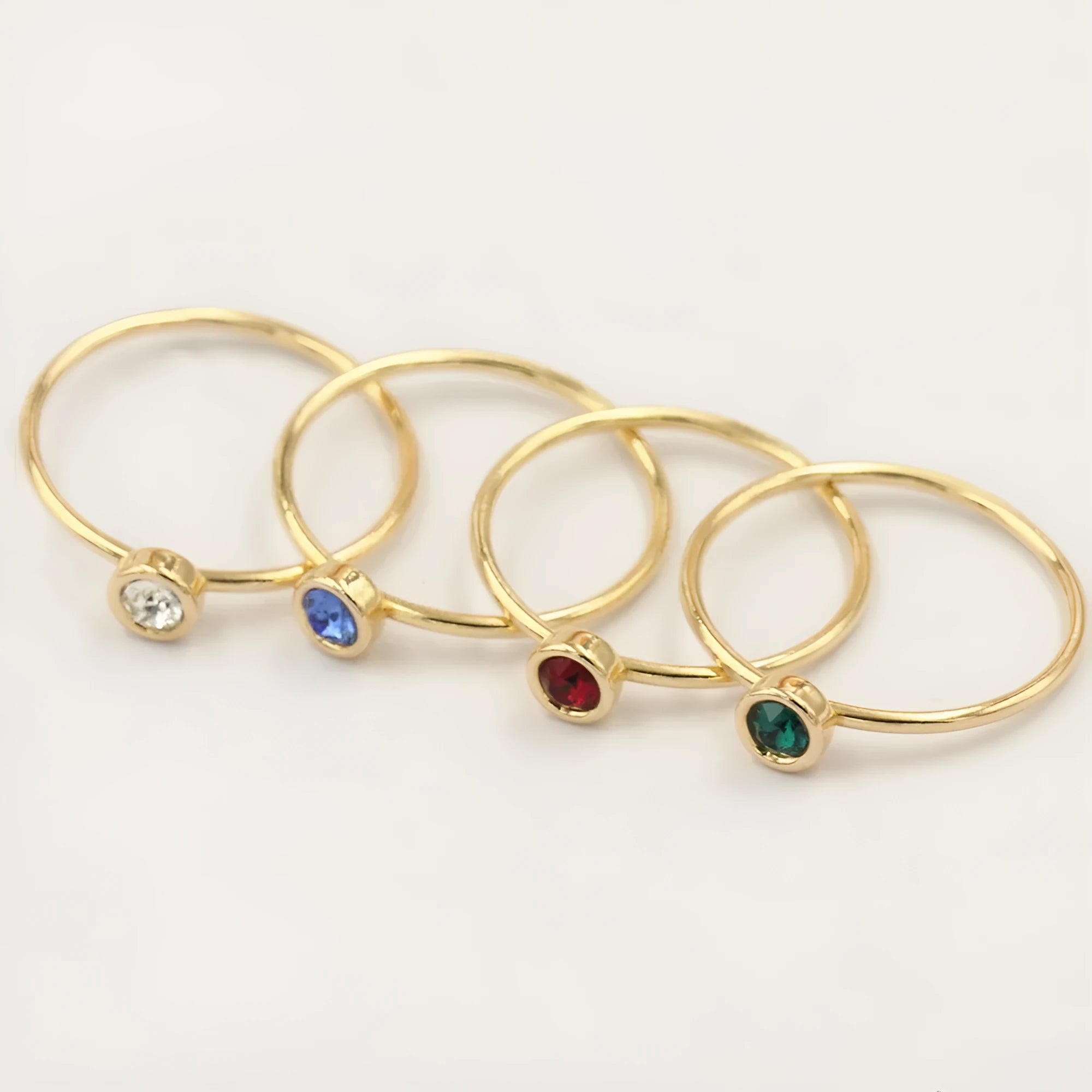Women's 14K gilded zircon knuckle ring on copper body in green, blue, dark red or white