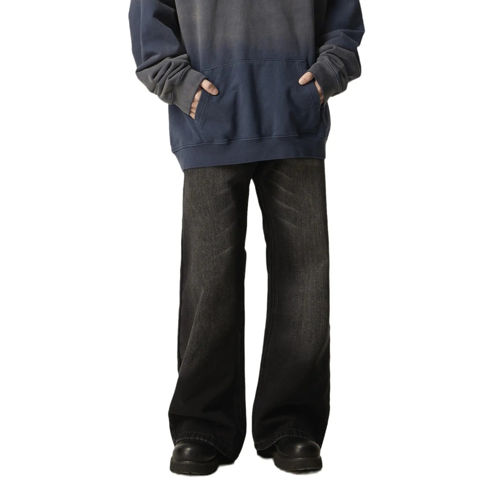 Black loose-fit straight-leg men's jeans with a zipper fly and retro styling.
