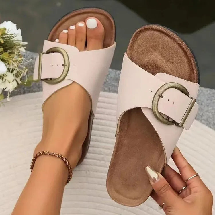 Women's platform sponge cake slippers with round toe, PU upper, black, side view