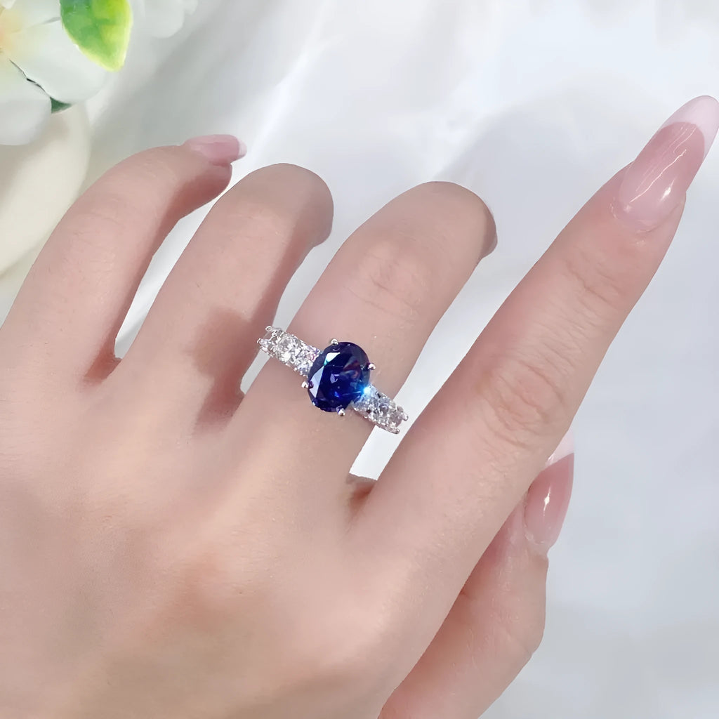 Heart-shaped sterling silver ring with a faceted ice flower cut zircon stone in a Tan Sang colour tone.