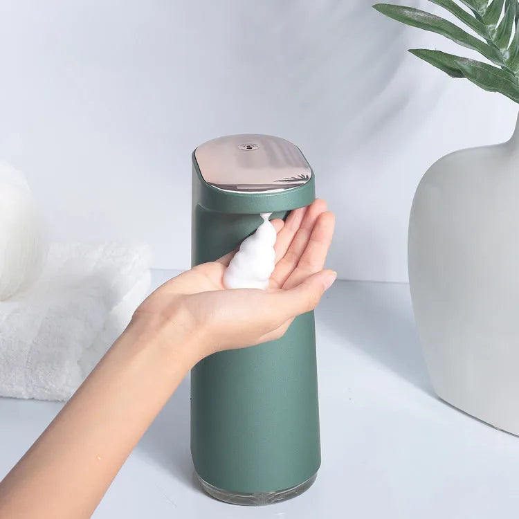 Automatic foam soap dispenser in white with infrared sensor, USB charging port, and compact desktop design
