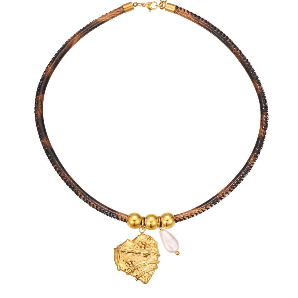 Women's stainless steel necklace with leopard print geometric pendant and gold electroplated finish