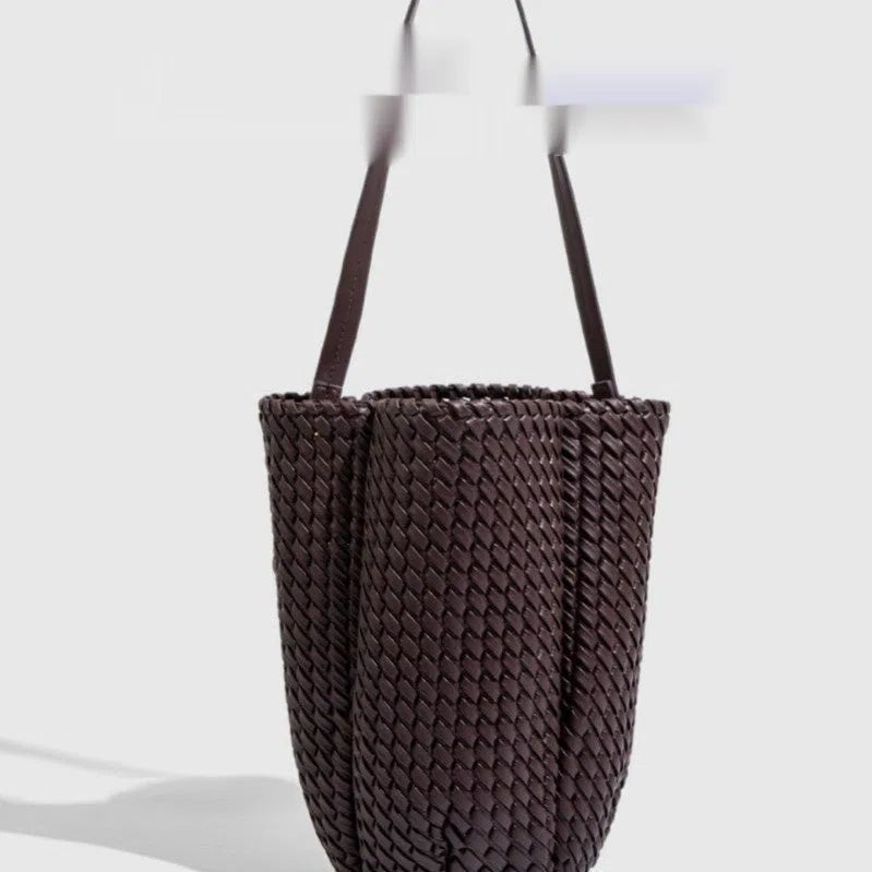 Hand-woven PU bucket bag with detachable wallet in black, cylindrical shape, size 21x13x29.5 cm