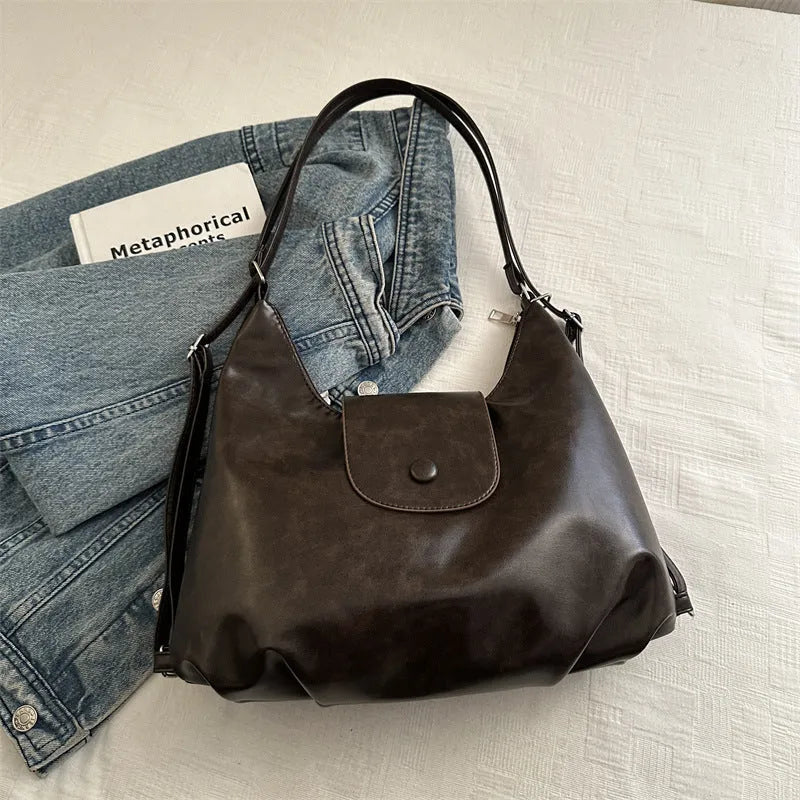Women's black PU leather single shoulder bag with horizontal square design and large capacity