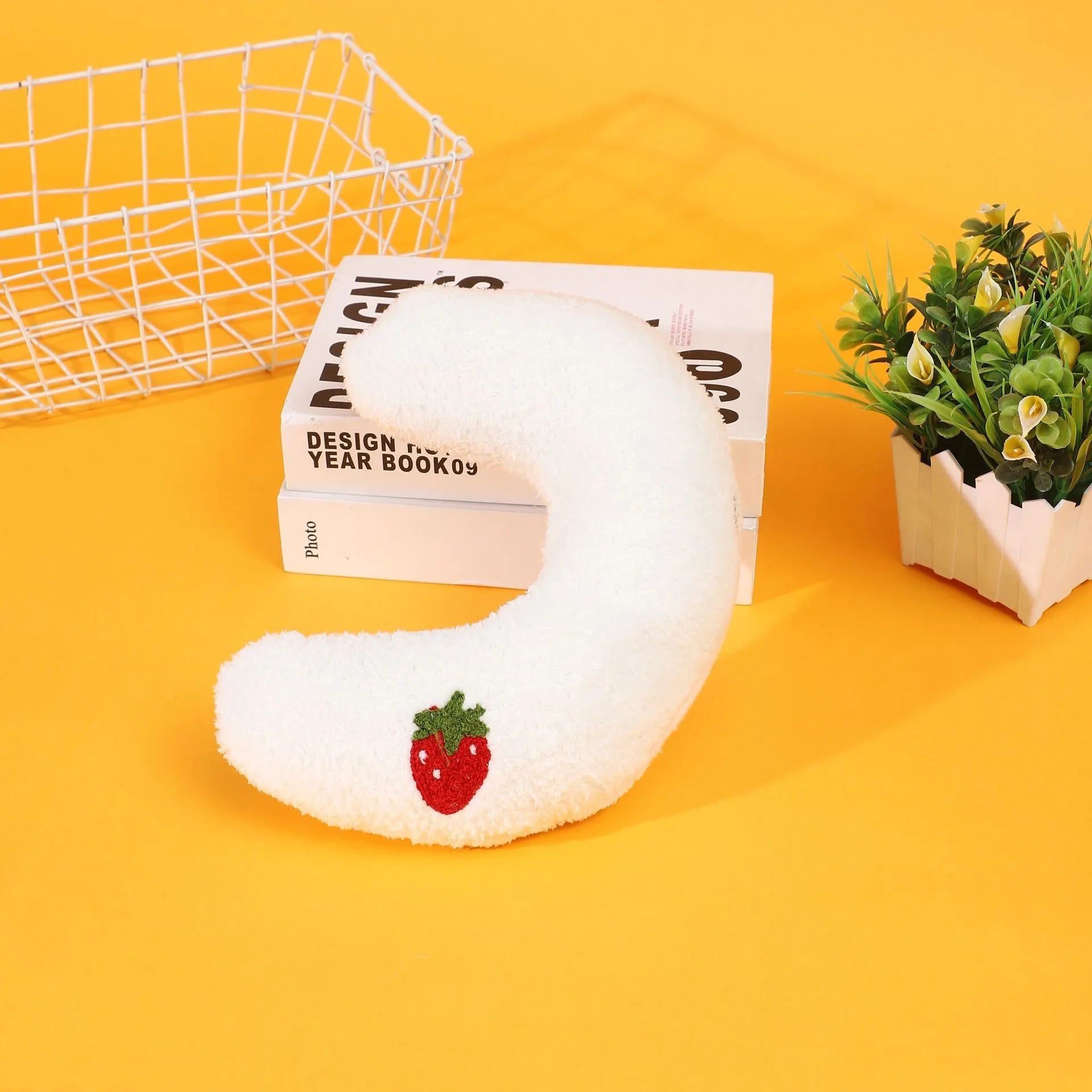 U-shaped half moon pet pillow with cartoon design for dogs and cats in blue colour