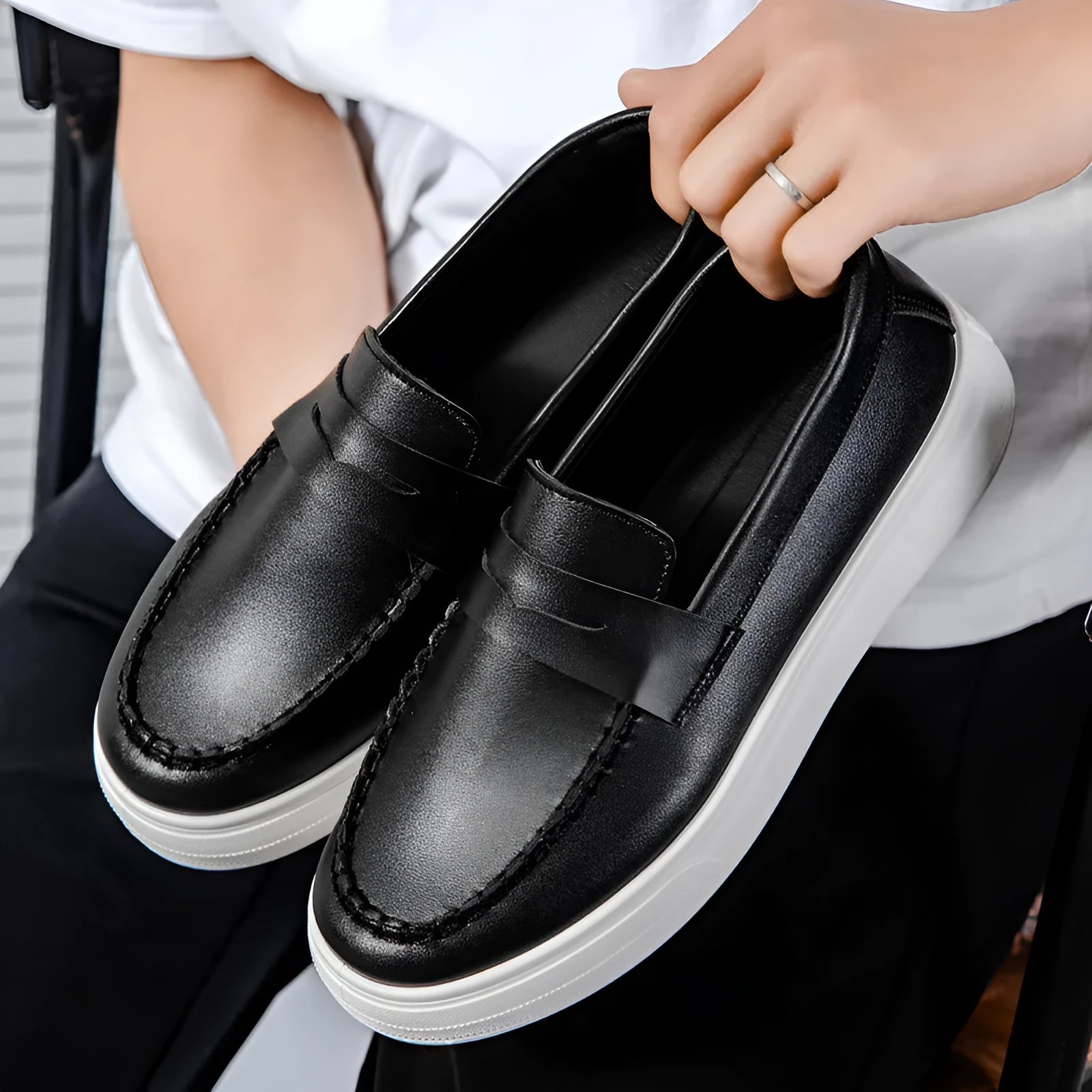 British style men's casual leather shoes in artificial PU with round toe, shown in white, black and white, and khaki colours