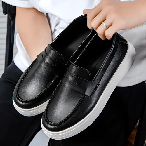 British style men's casual leather shoes in artificial PU with round toe, shown in white, black and white, and khaki colours