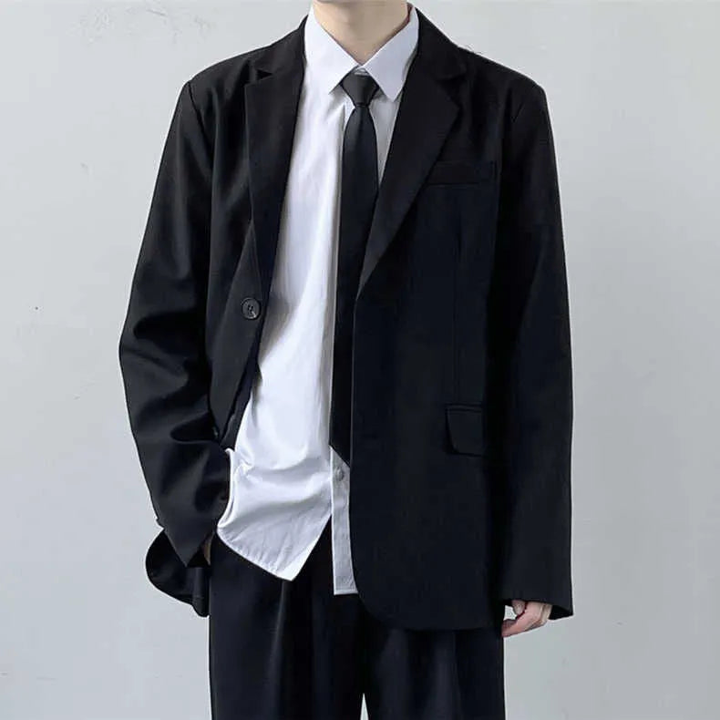 Men's plus size college-style suit set with trousers, white shirt and tie in loose fit