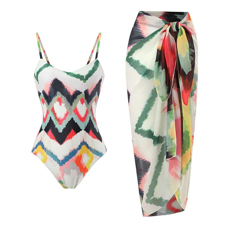 Women's gradient striped two-piece swimsuit with matching hip skirt in quick-drying polyester fabric