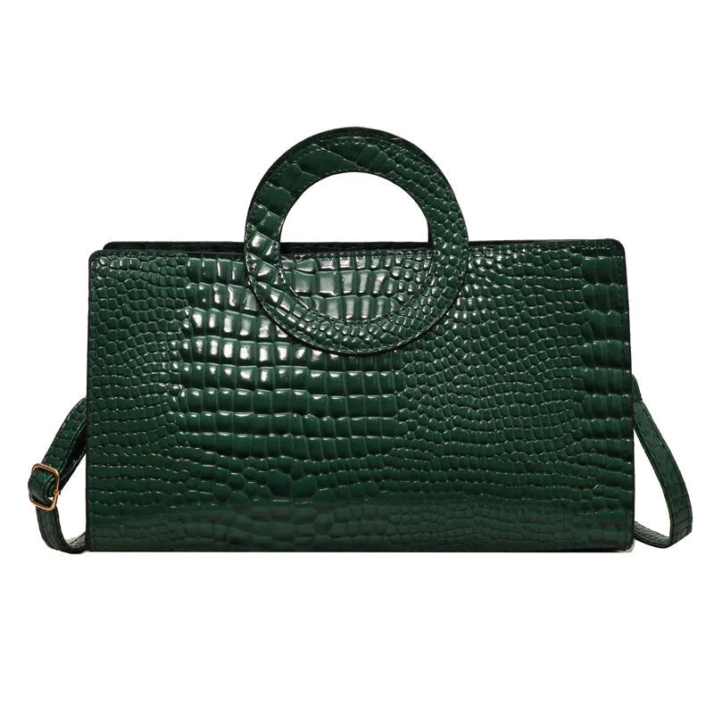 Retro woman's handbag in PU with crocodile pattern – horizontal square shape in beige