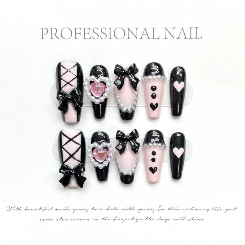 Black peach heart hand-painted detachable manicure set with plastic armour storage case