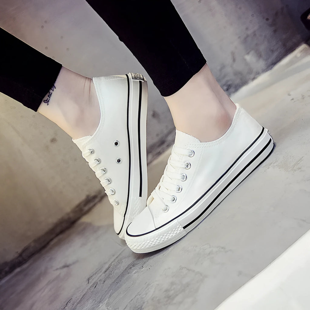 Women's casual canvas shoes in solid colours with canvas upper for summer wear