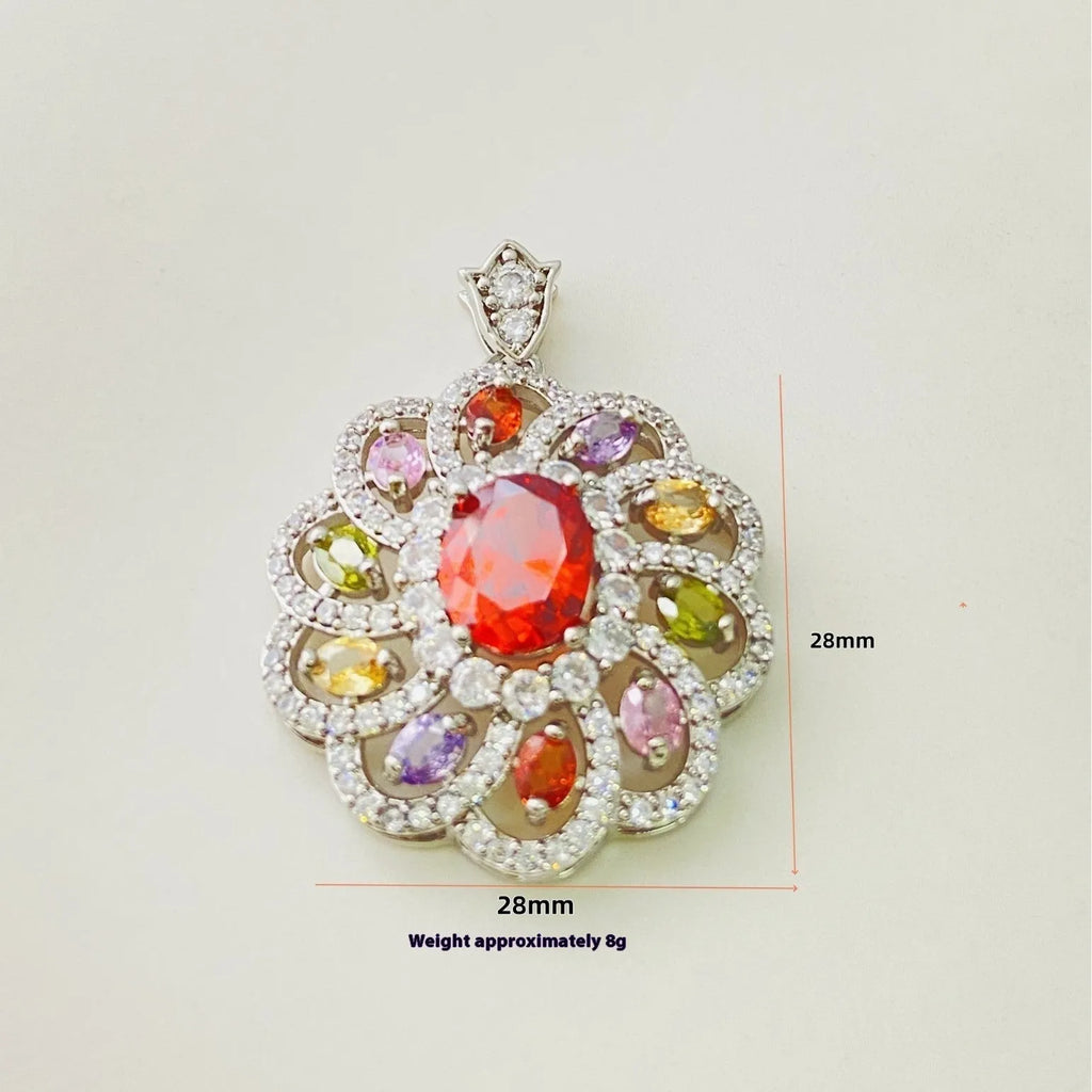 Women's zircon flower pendant necklace in gold, champagne gold or platinum colour with electroplated finish