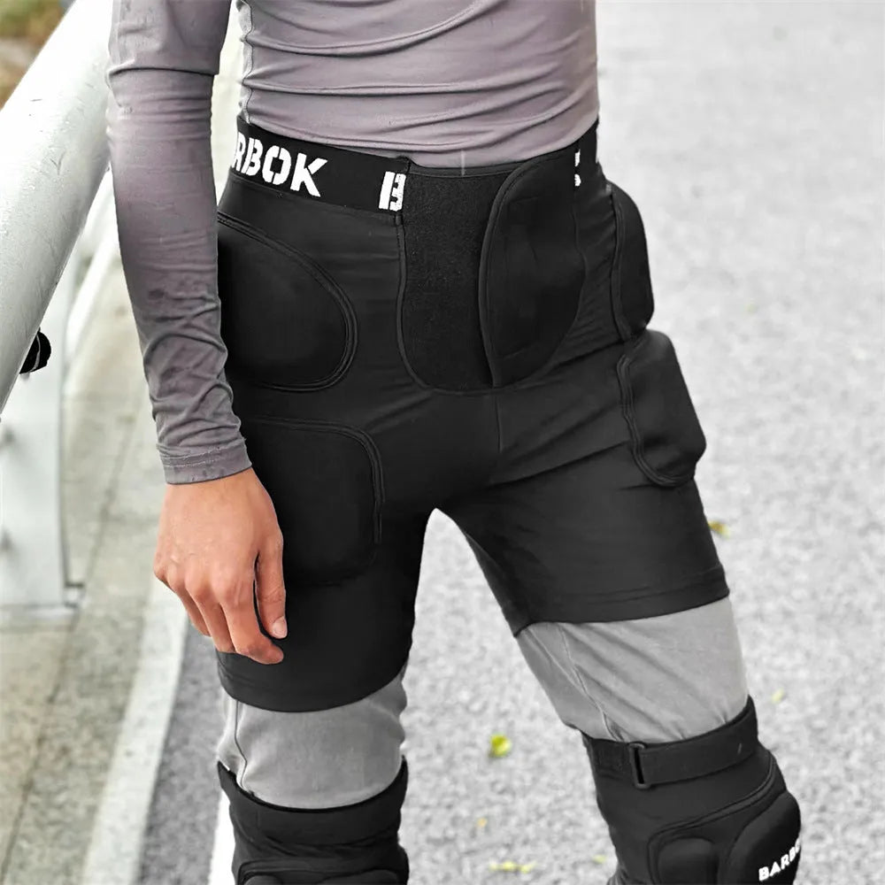 Adult hip protection pad in BA103 Black for roller skating and skiing with NBR foam impact absorption