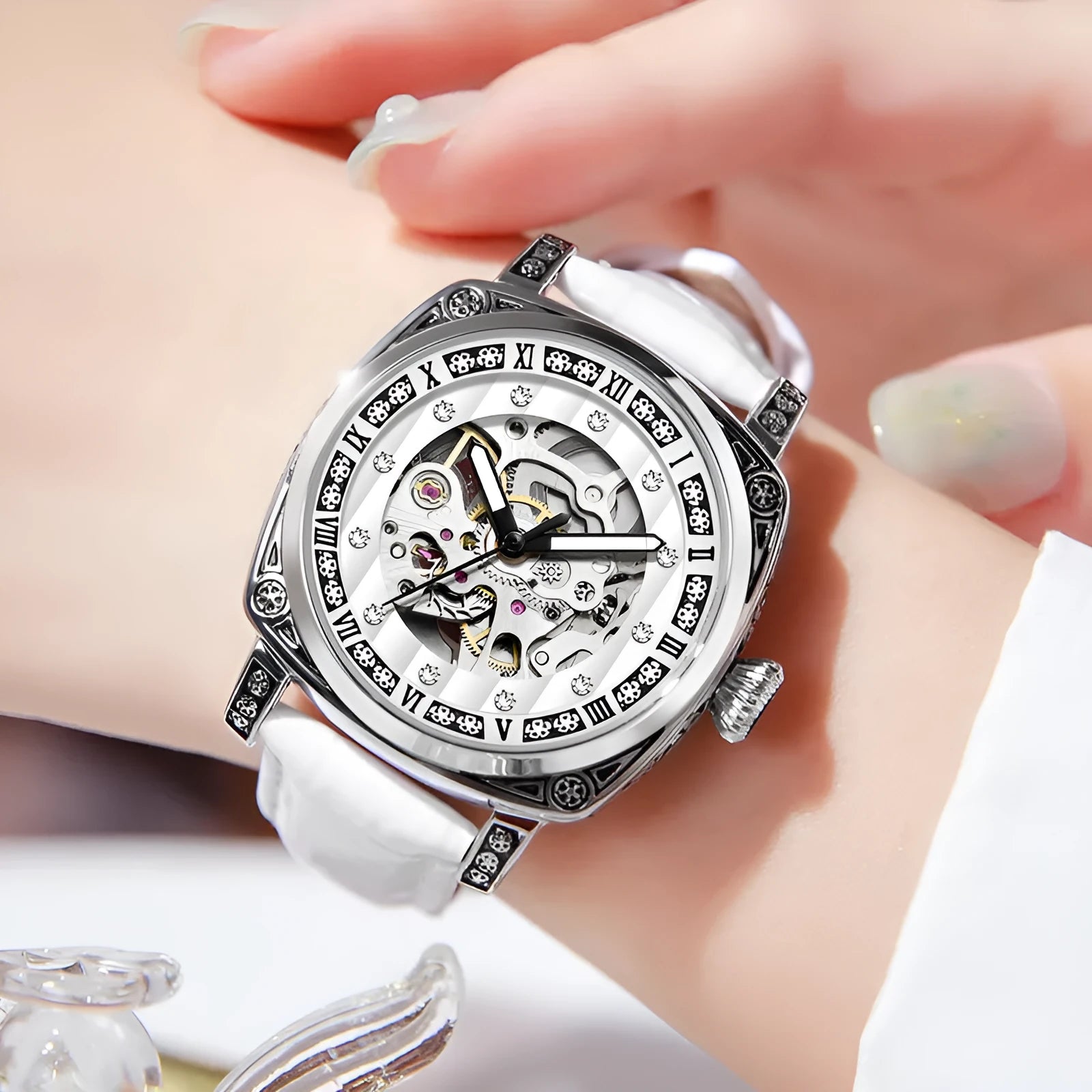Men's analogue mechanical watch with luminous hands on a leather strap, shown in multiple colour options.