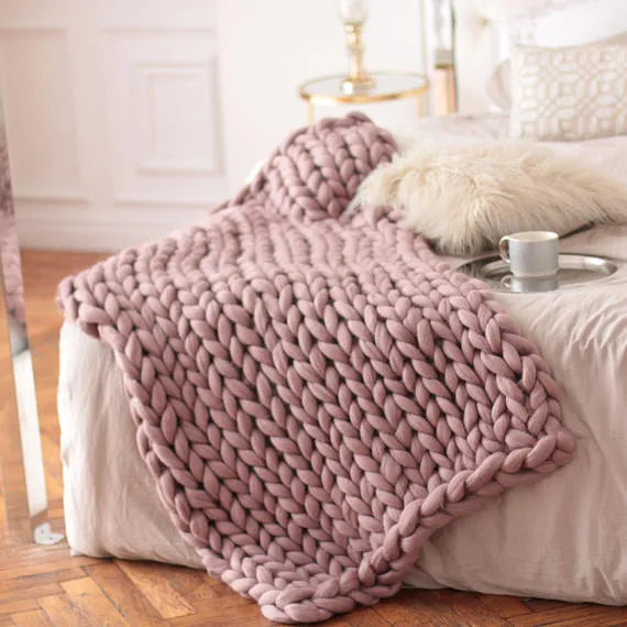 Nordic thick acrylic hand-woven blanket in white colour with plain pattern