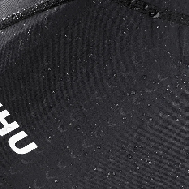Men's five-point anti-embarrassment swimming trunks in solid black quick-dry nylon
