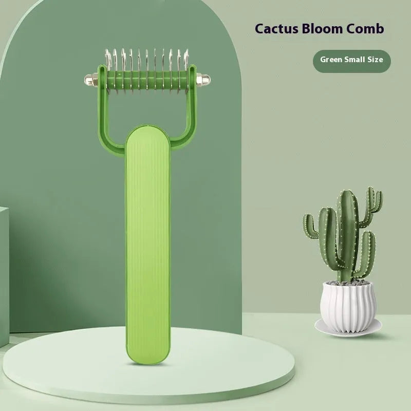 Creative pet grooming comb with PP plastic handle and stainless steel teeth in green colour