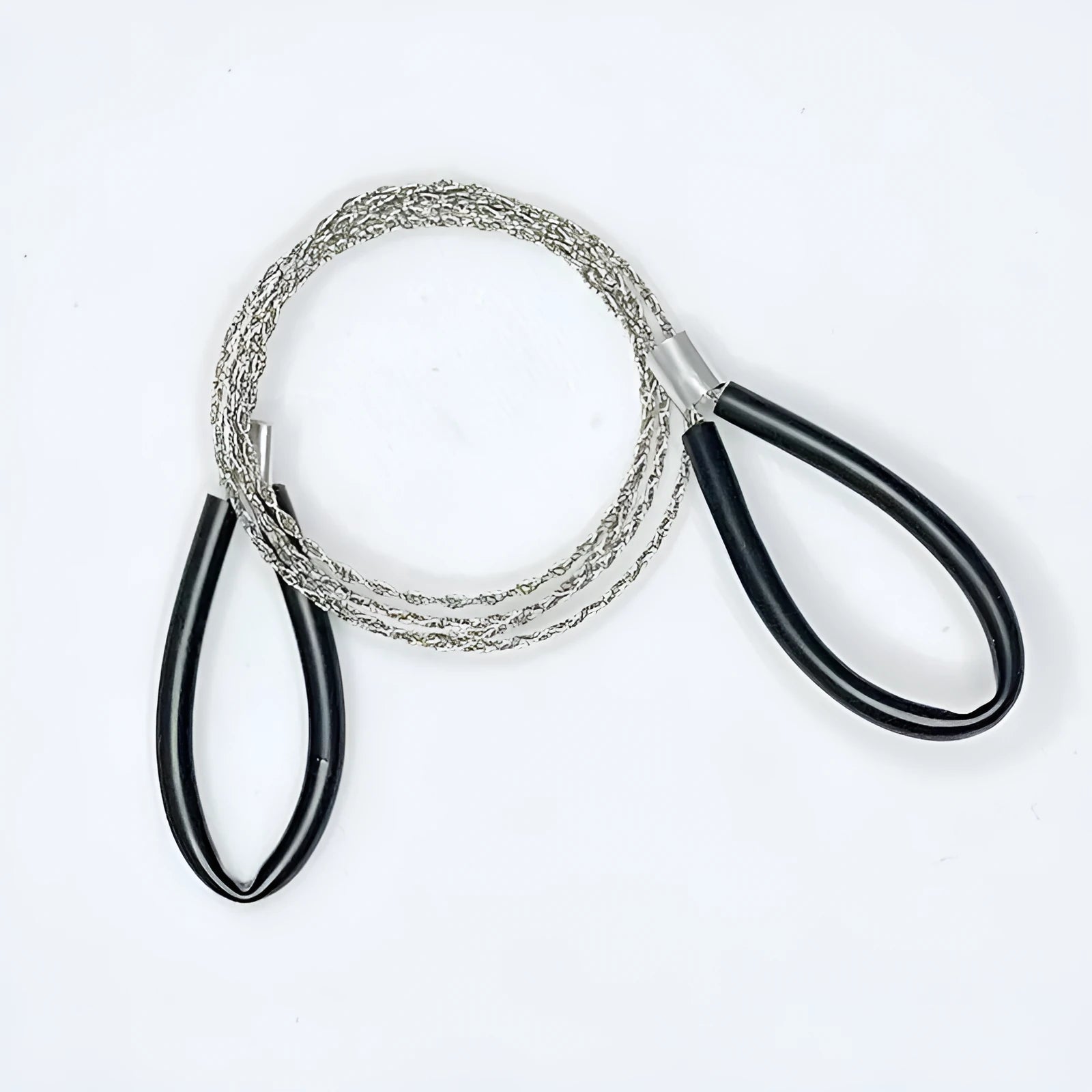 German stainless steel survival wire saw with black and red colour options, 75cm total length