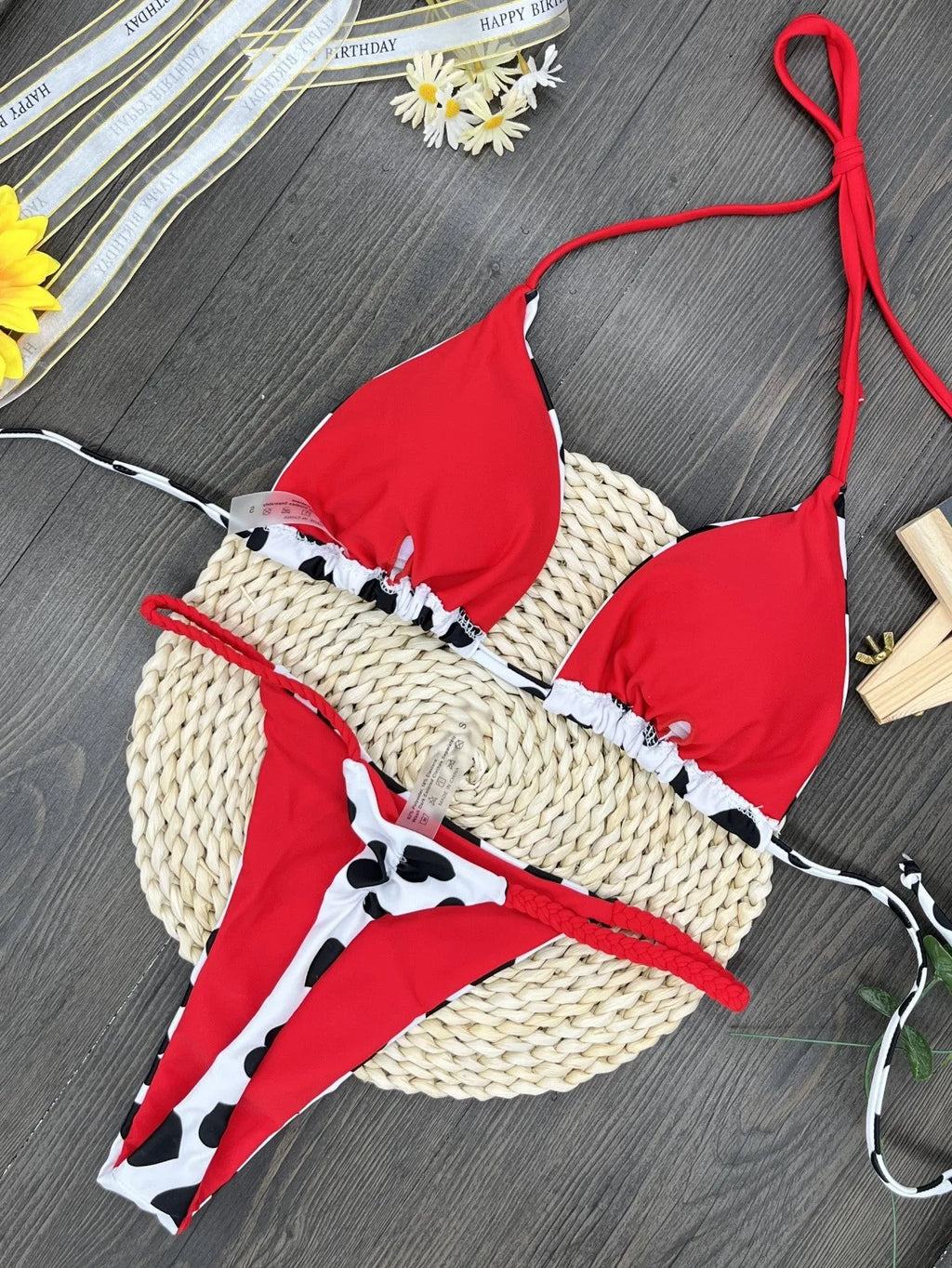 Heart print swimsuit bikini set with backless design and split high-cut leg style in quick-dry nylon fabric