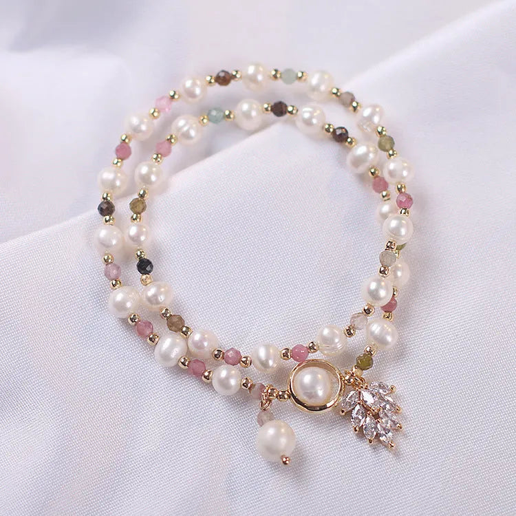 Women's double-layer strawberry quartz bracelet with Lucky Cat charm and red cat's eye flowers