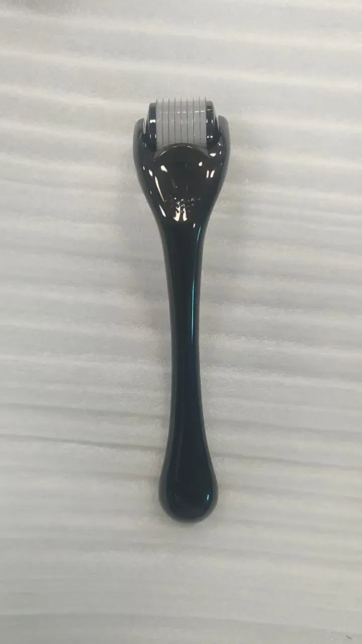 540 micro needle roller derma pen with coloured handle and wheel, shown with 0.2mm, 0.25mm, 0.3mm size options.