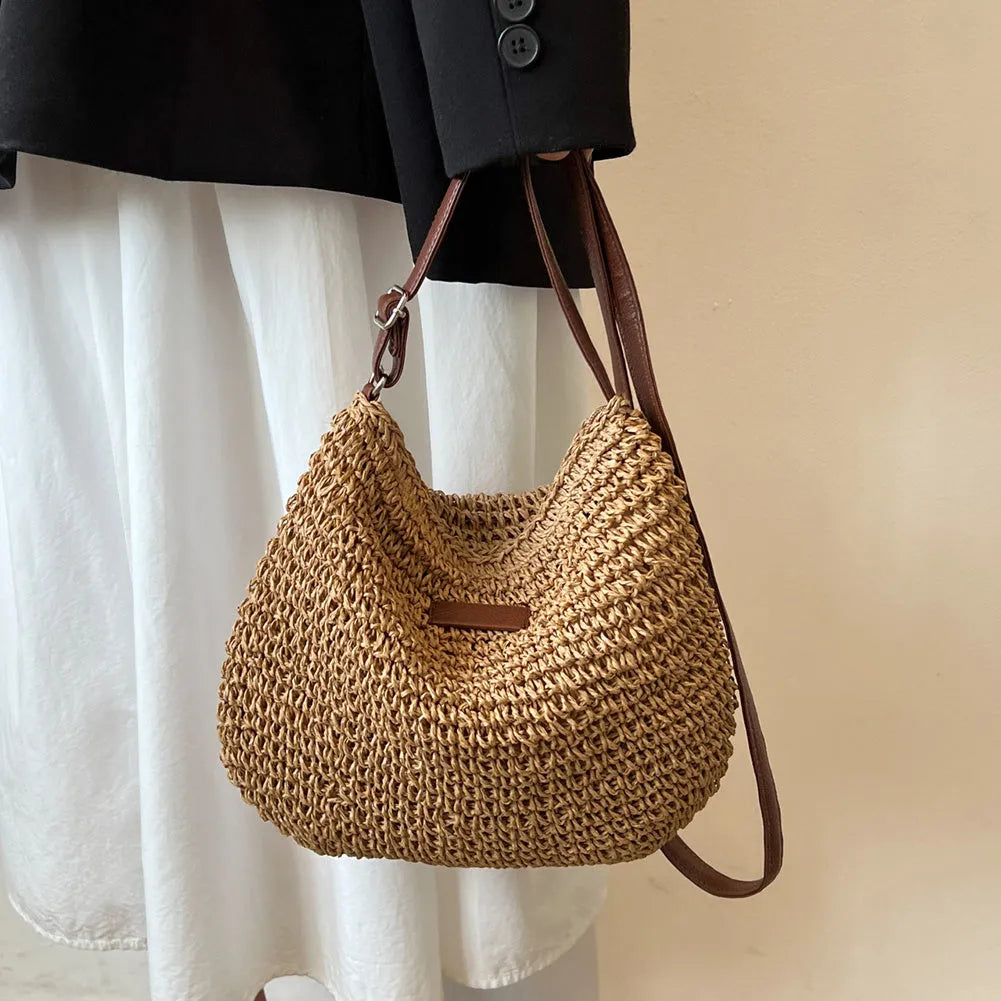 Niche design medium straw tote bag in beige with woven weave and zipper closure