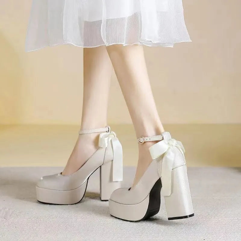 Women's chunky heel platform pumps in wine red with PU upper and rubber sole