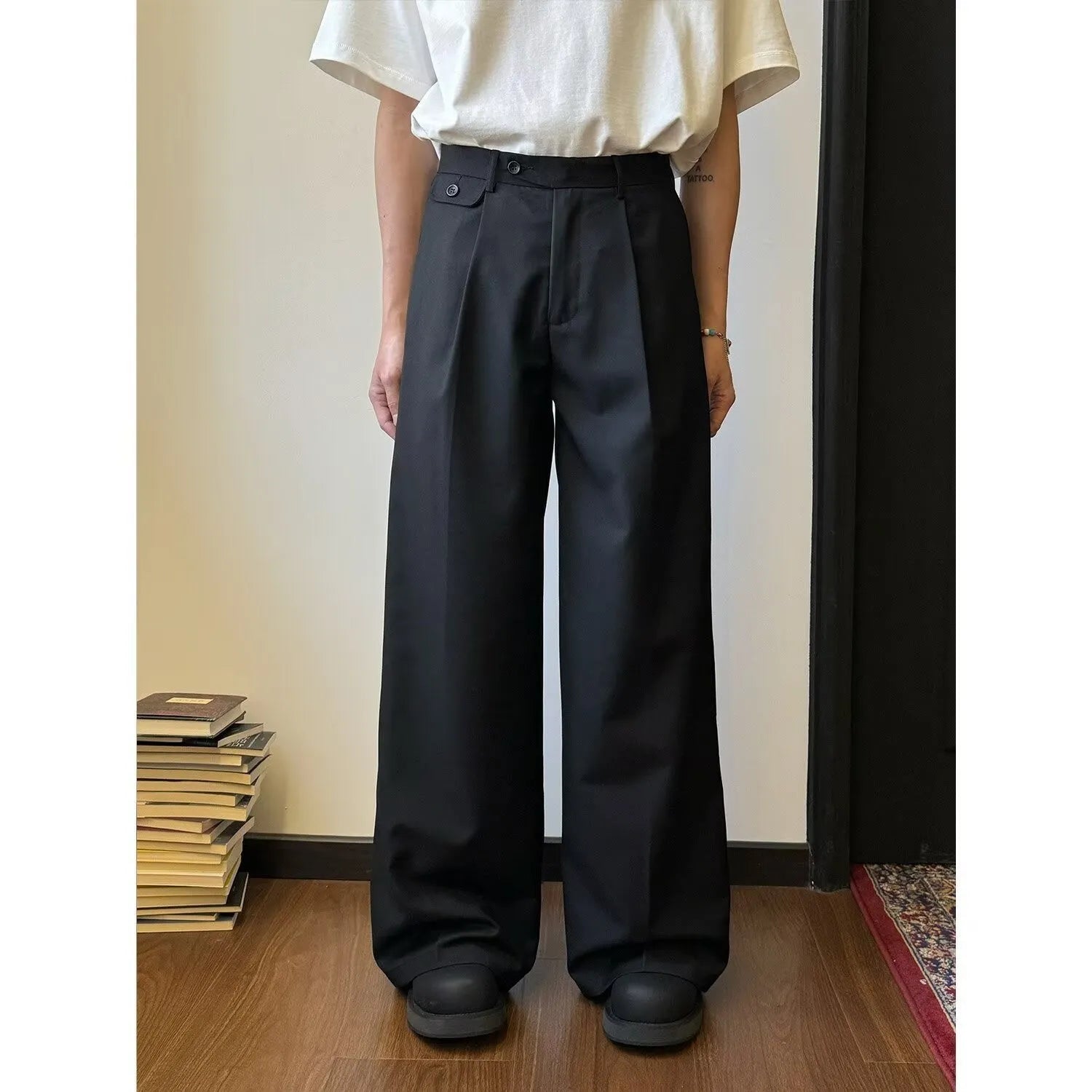 Men's brown straight-leg casual suit pants with loose wide-leg design