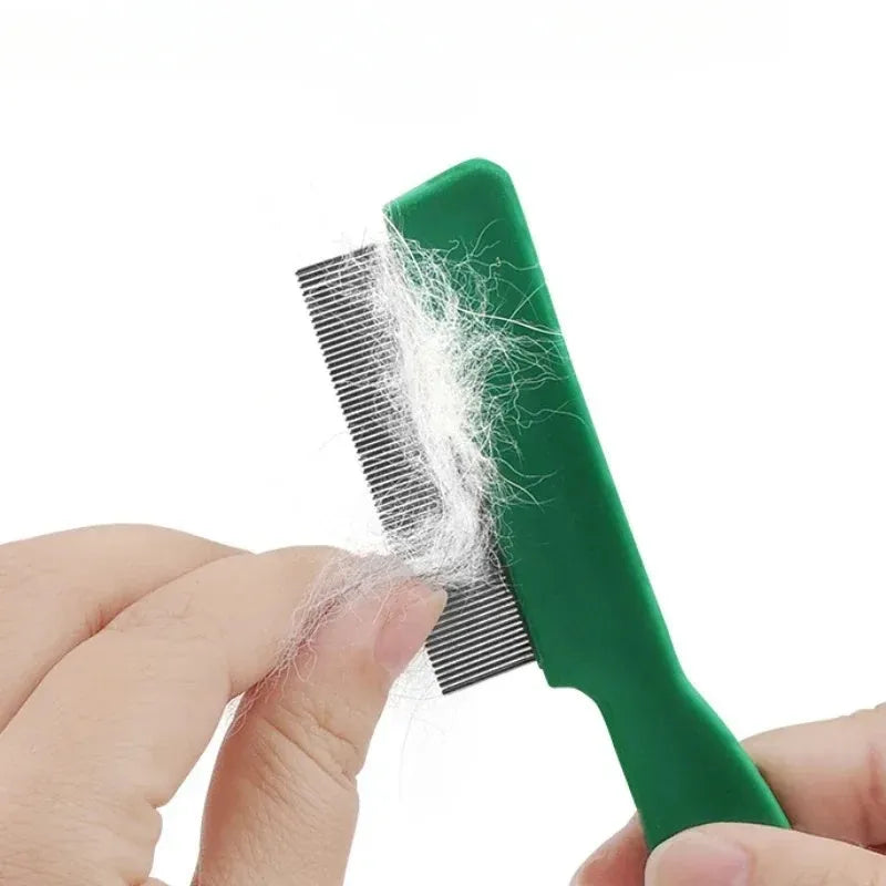 Green pet flea comb with stainless steel pins measuring 129mm for dog and cat grooming
