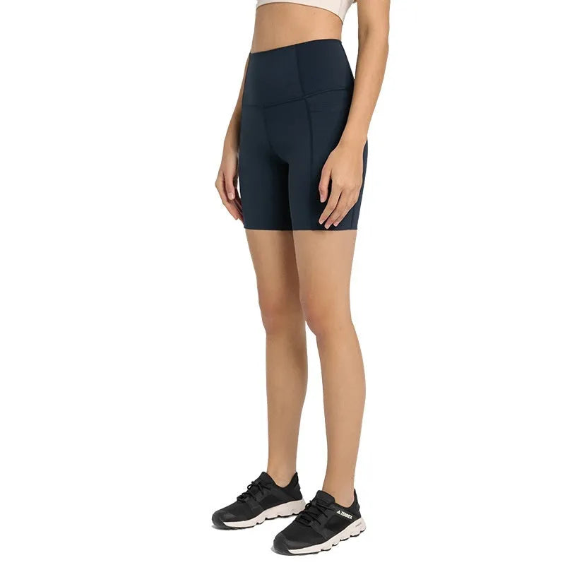 Women's cotton blend sports shorts in fifth pants length with Super Stretch fabric