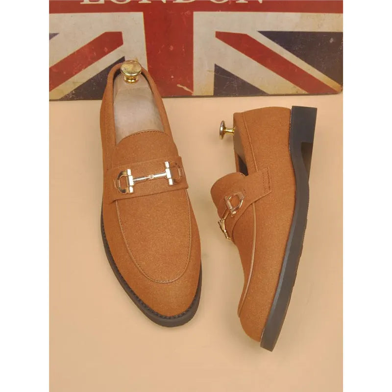 Men's black pointed toe casual leather shoes with low-top design and lace-up closure