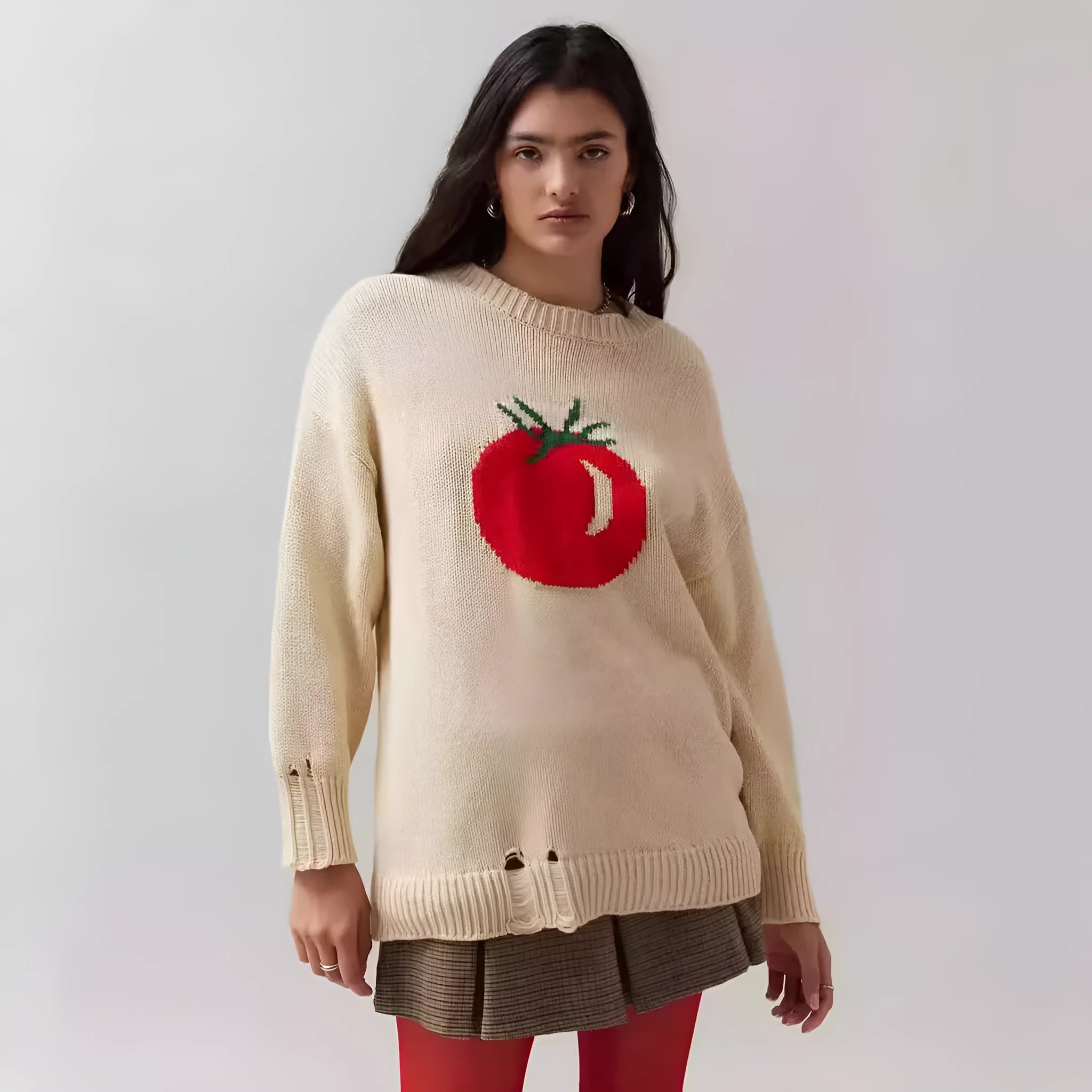Women's milky white acrylic jacquard sweater with round neck and long sleeves