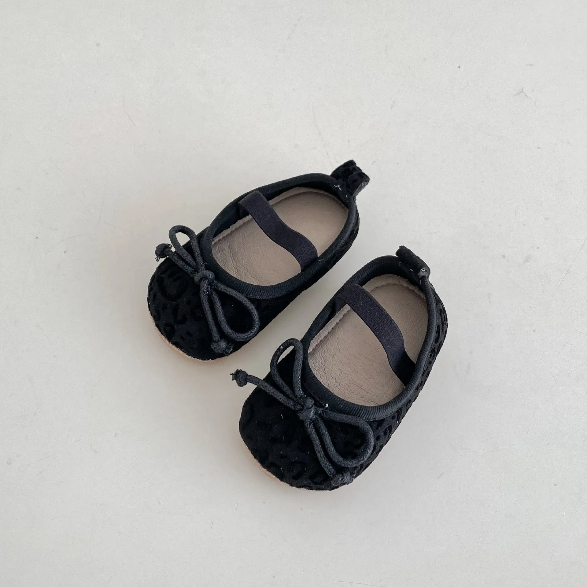 Infant baby girl soft bottom toddler shoes with Hu Die knot leopard print round toe rubber sole