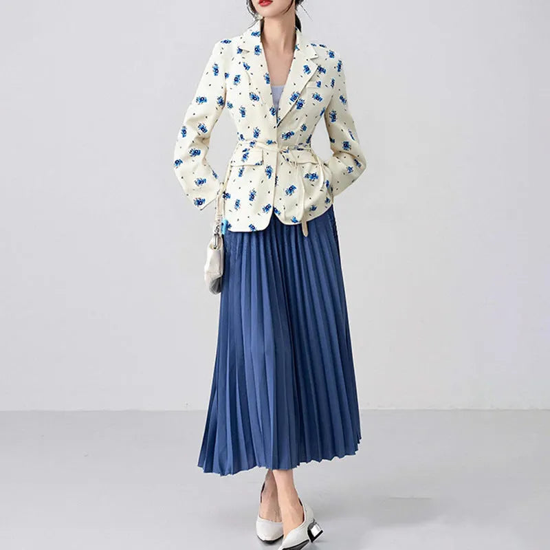 Suit jacket with lace-up collar and waist tie in polyester fabric with long sleeves