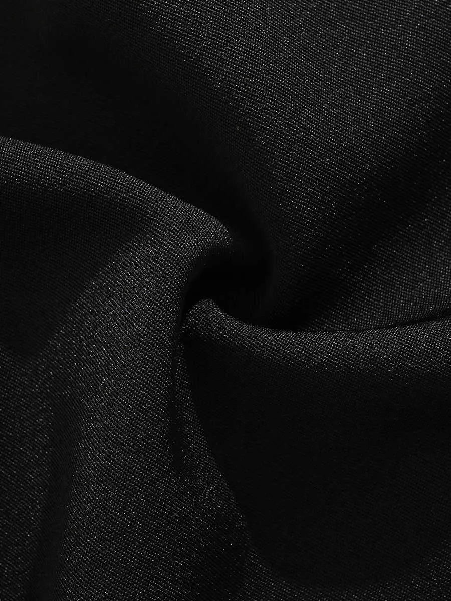 Black semi-elastic casual shorts with button and zip fly, loose straight-leg fit
